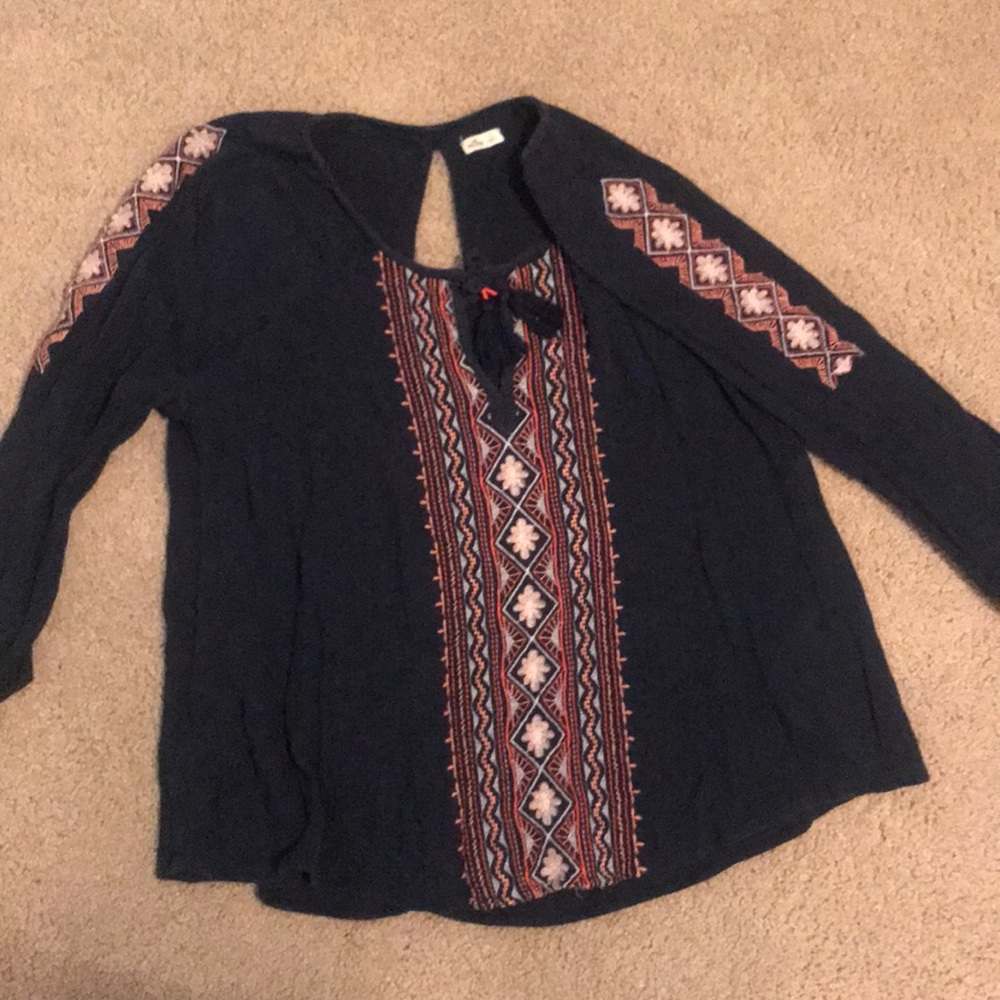 Women’s shirt